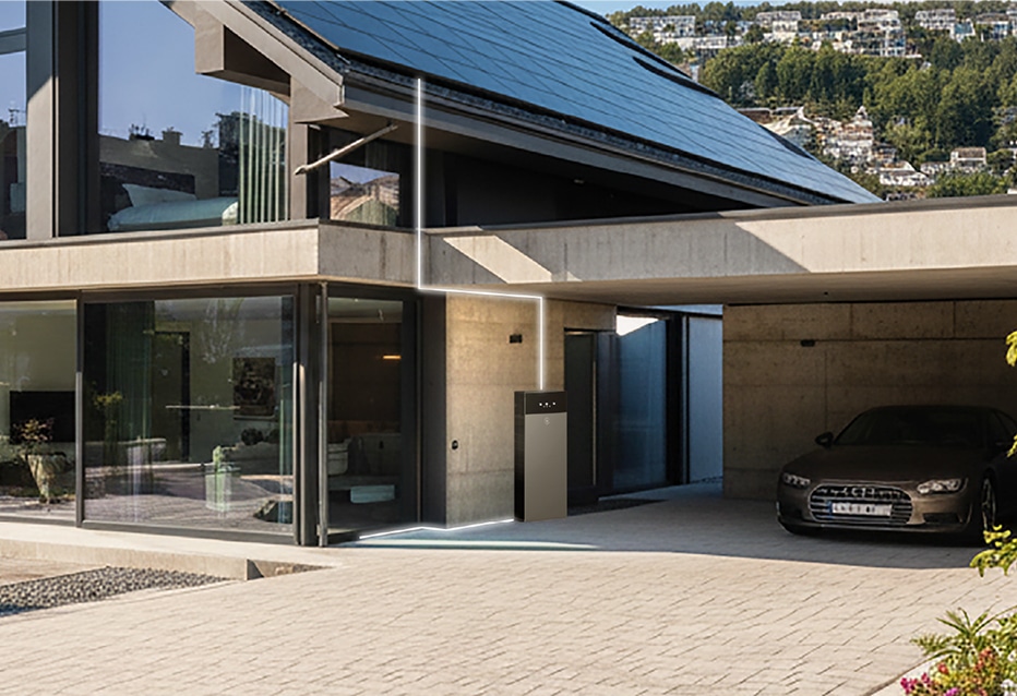 HiOne industry-leading 98.5% maximum efficiency for optimal energy generation HiOne industry-leading 98.5% maximum efficiency for optimal energy generation