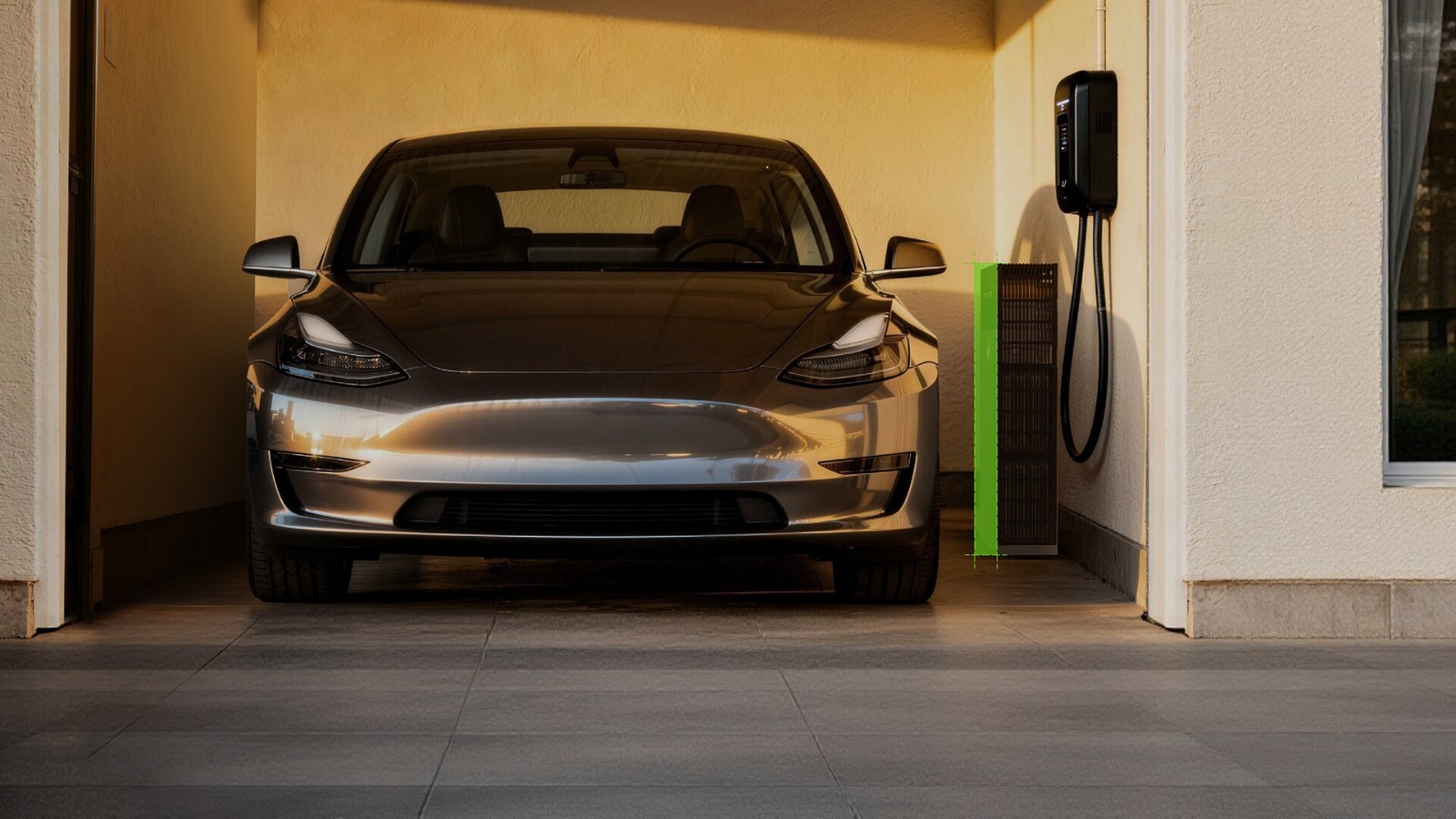 HiOne compact integrated design saving 20% space compared to separate components HiOne compact integrated design saving 20% space compared to separate components