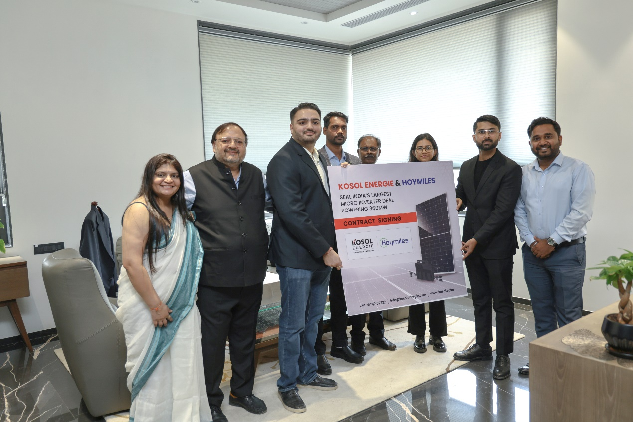 Signing ceremony for HSigning ceremony for Hoymiles' record-breaking 360 MW microinverter deal with Kosol Energie in India.oymiles' record-breaking 360 MW microinverter deal with Kosol Energie in India. Signing ceremony for HSigning ceremony for Hoymiles' record-breaking 360 MW microinverter deal with Kosol Energie in India.oymiles' record-breaking 360 MW microinverter deal with Kosol Energie in India.